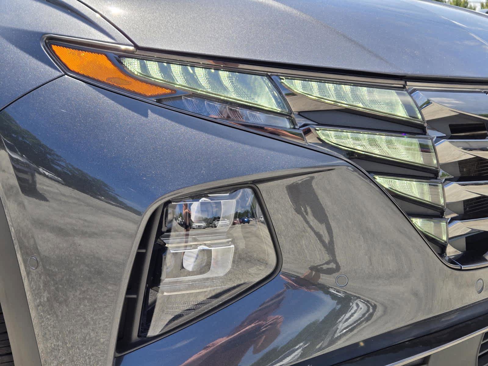 Certified 2023 Hyundai Tucson Limited FWD image 2