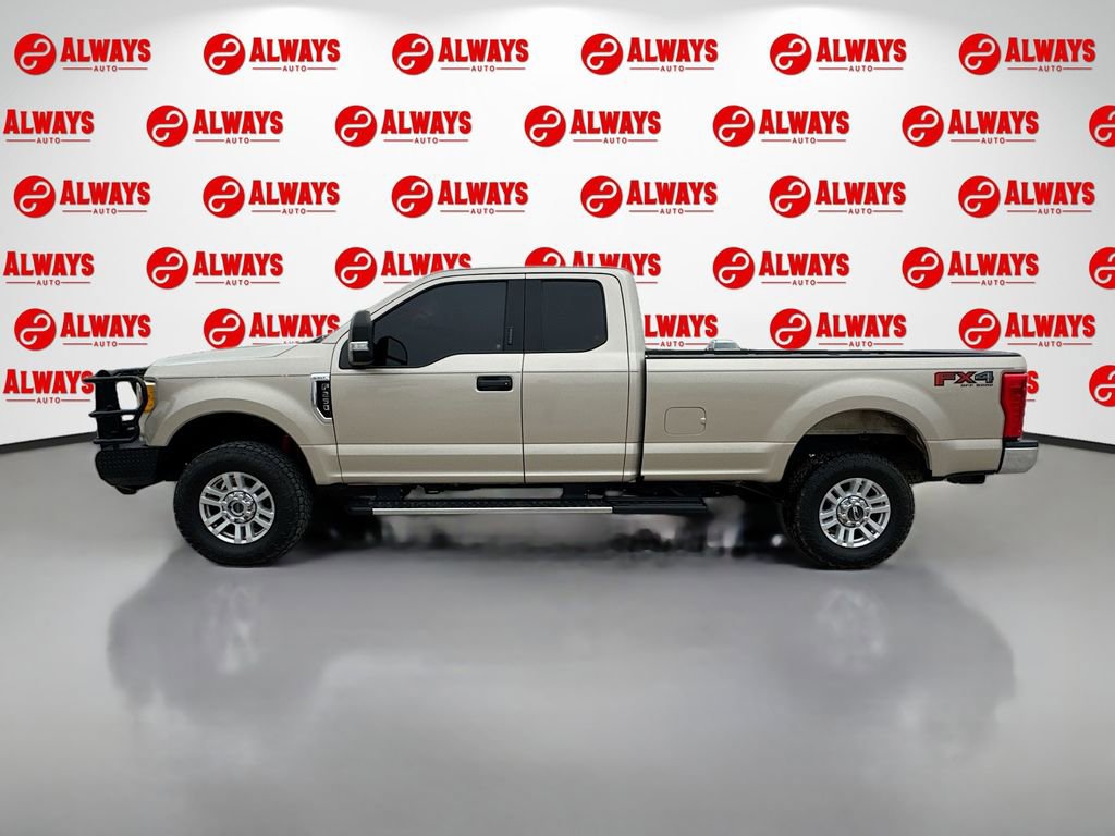 Used 2017 Ford F250 XLT w/ XLT Value Package AWD/4WD image 10