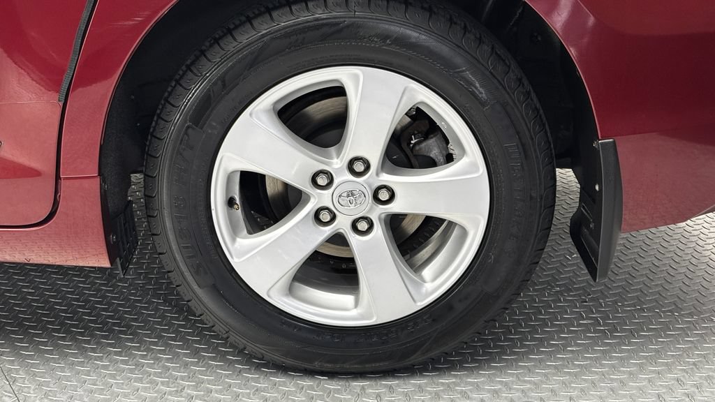 Used 2015 Toyota Sienna LE FWD image 6