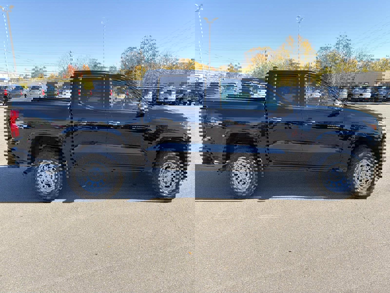 Certified 2024 Chevrolet Colorado W/T image 20