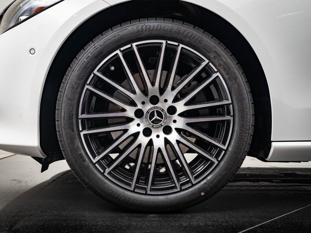 Used 2025 Mercedes-Benz C 300 4MATIC Sedan image 15