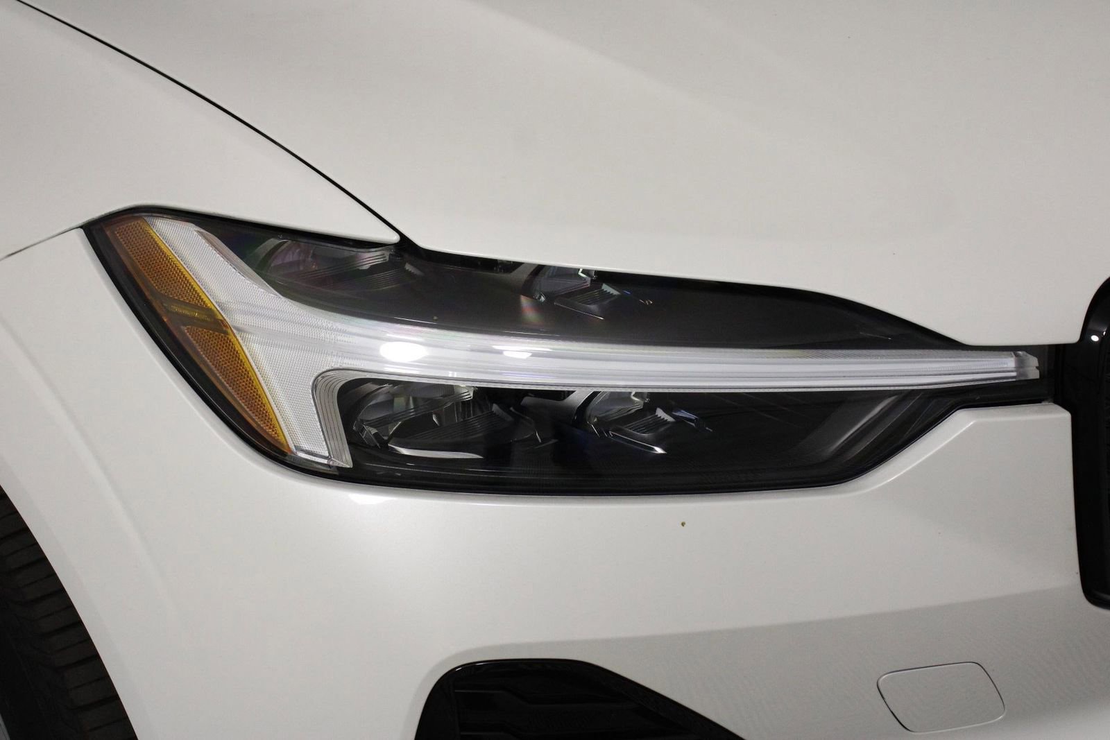 Certified 2026 Volvo XC60 B5 Plus AWD/4WD image 26
