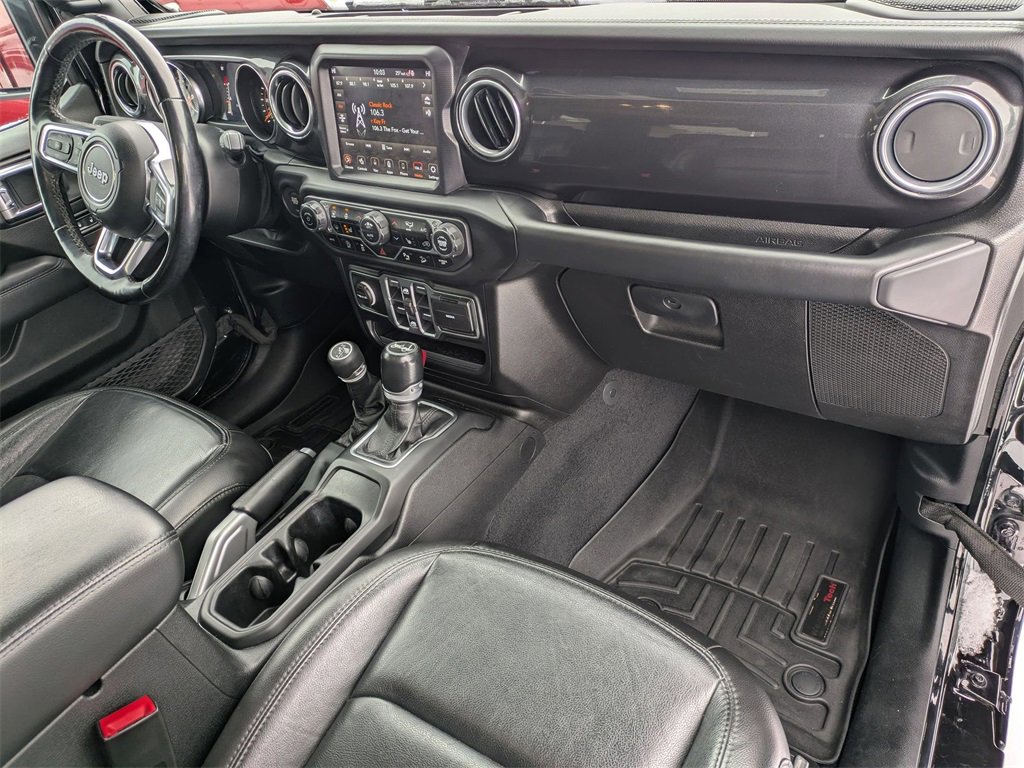 Used 2020 Jeep Wrangler Unlimited Sahara image 21