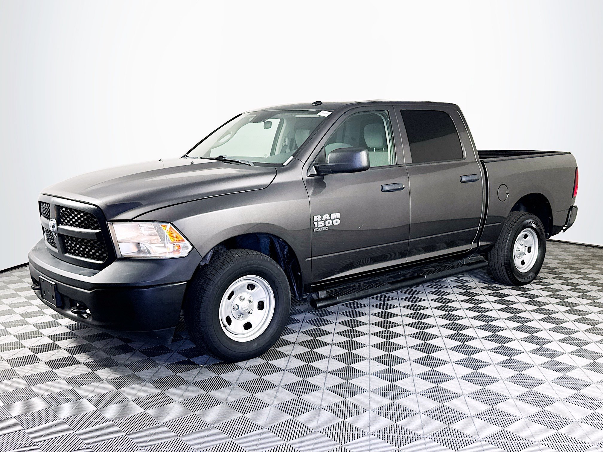 Used 2020 RAM 1500 Tradesman w/ Popular Equipment Group AWD/4WD image 4