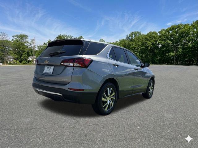 Used 2023 Chevrolet Equinox LT AWD/4WD image 9