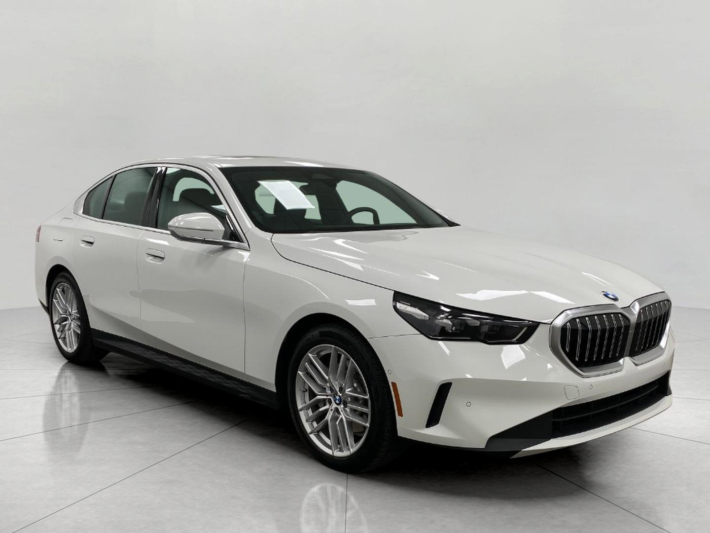 Certified 2024 BMW 530i xDrive w/ Convenience Package image 1