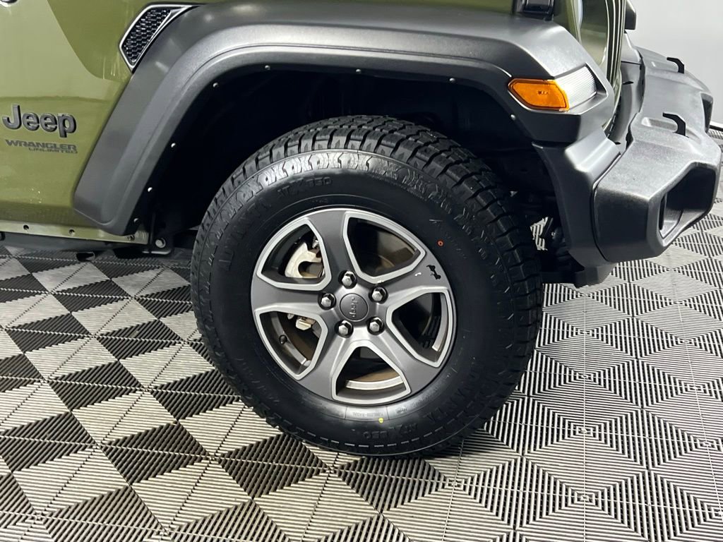 Used 2022 Jeep Wrangler Unlimited Sport image 14