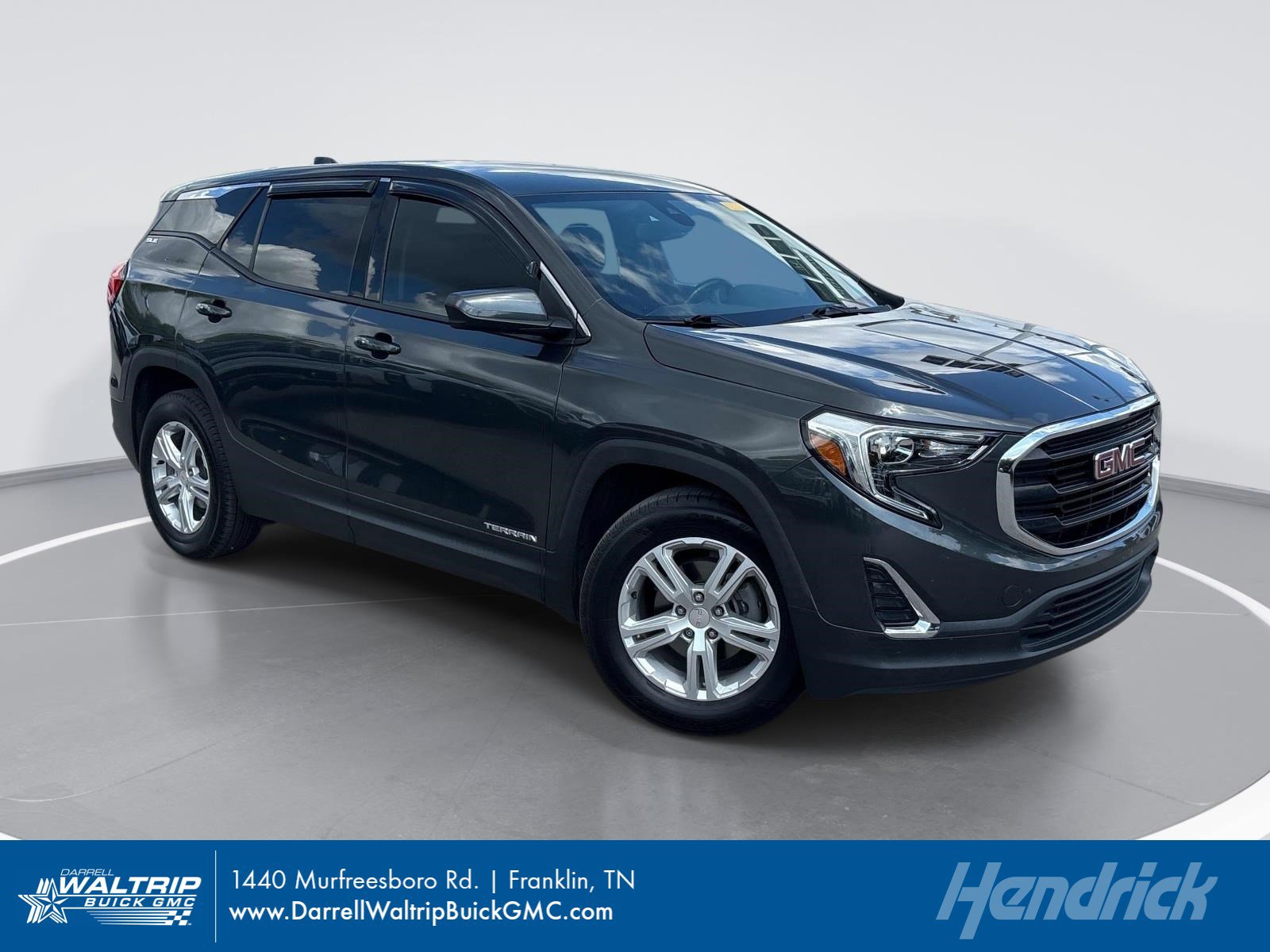 Used 2020 GMC Terrain SLE FWD image 1