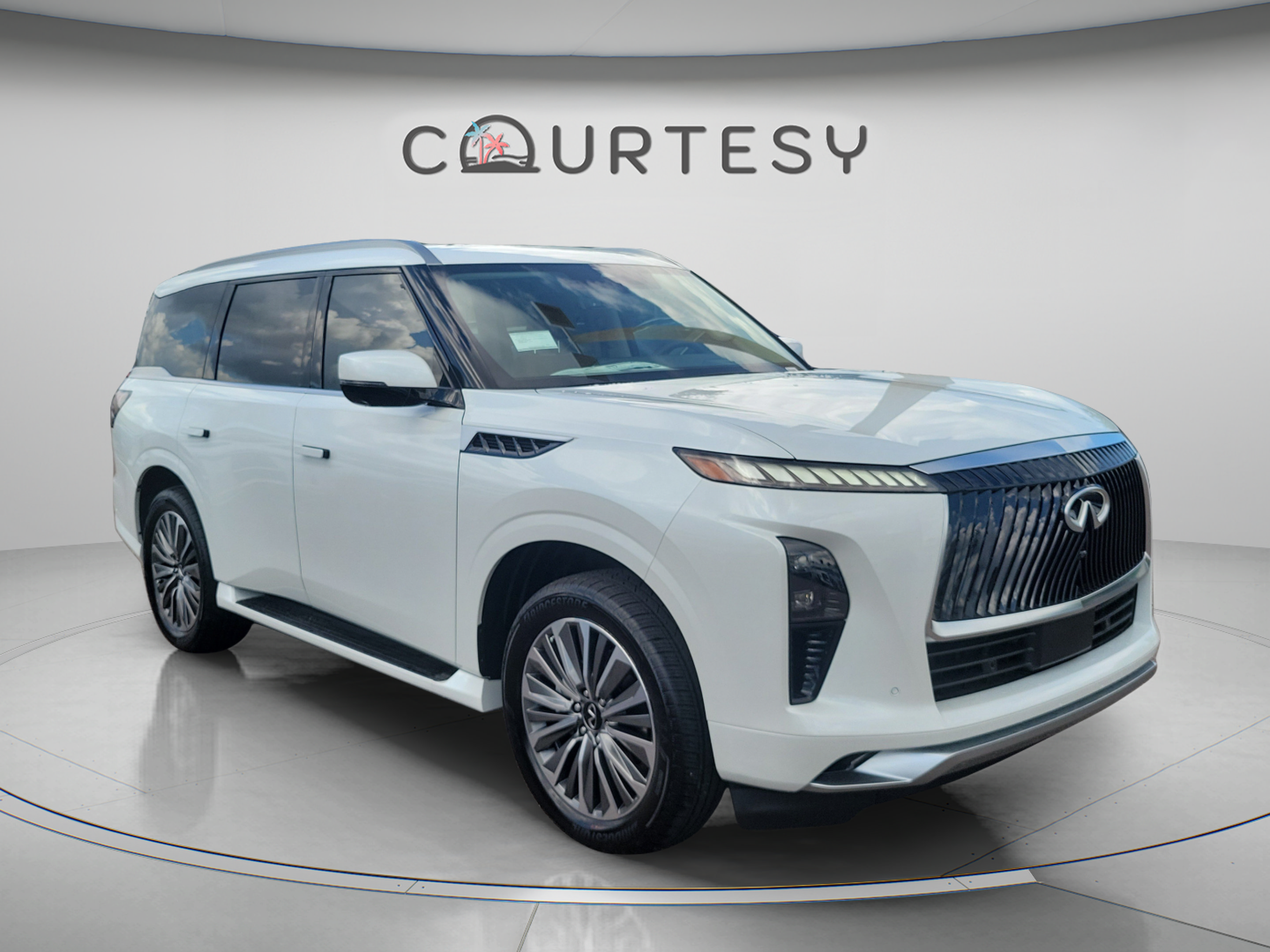 New 2027 INFINITI QX80 Luxe w/ Cargo Package AWD/4WD image 4