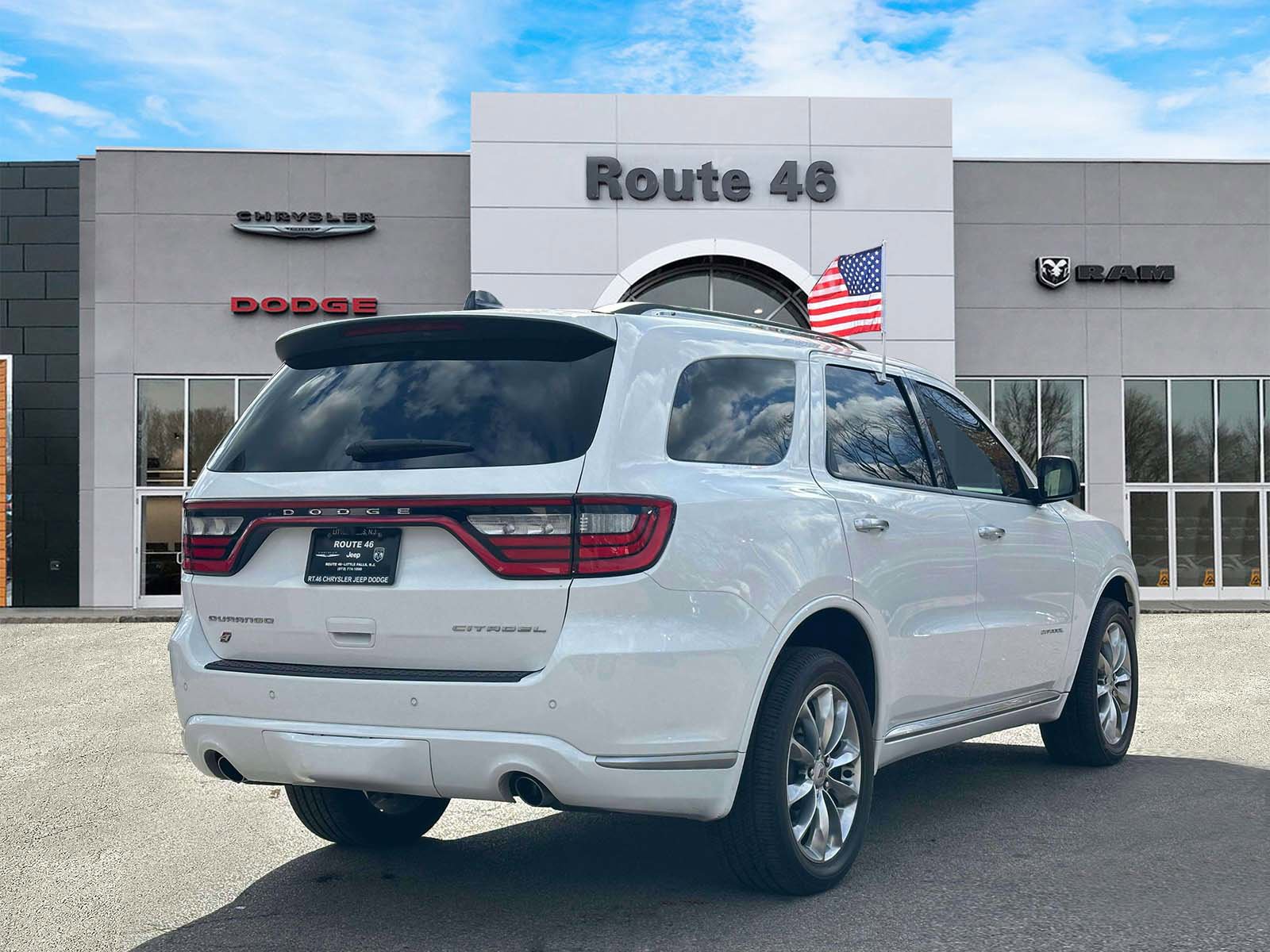 Used 2023 Dodge Durango Citadel image 5