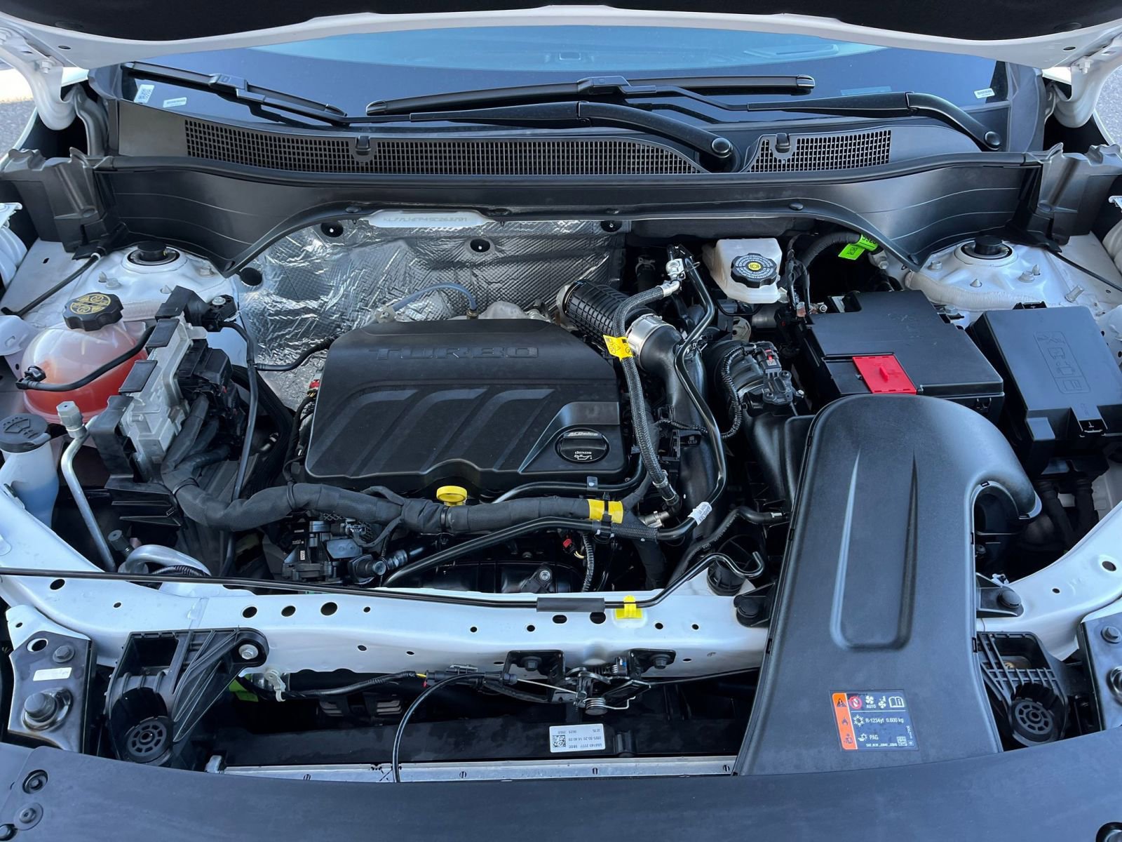 Used 2025 Chevrolet Trax LT image 28