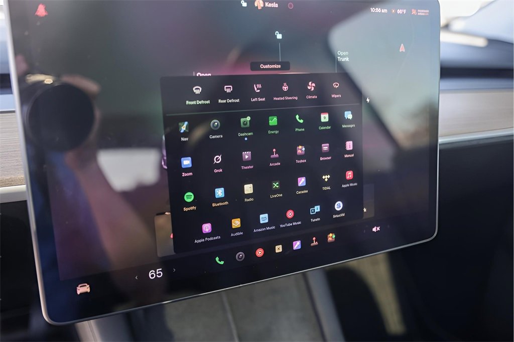 Used 2023 Tesla Model Y Long Range image 19