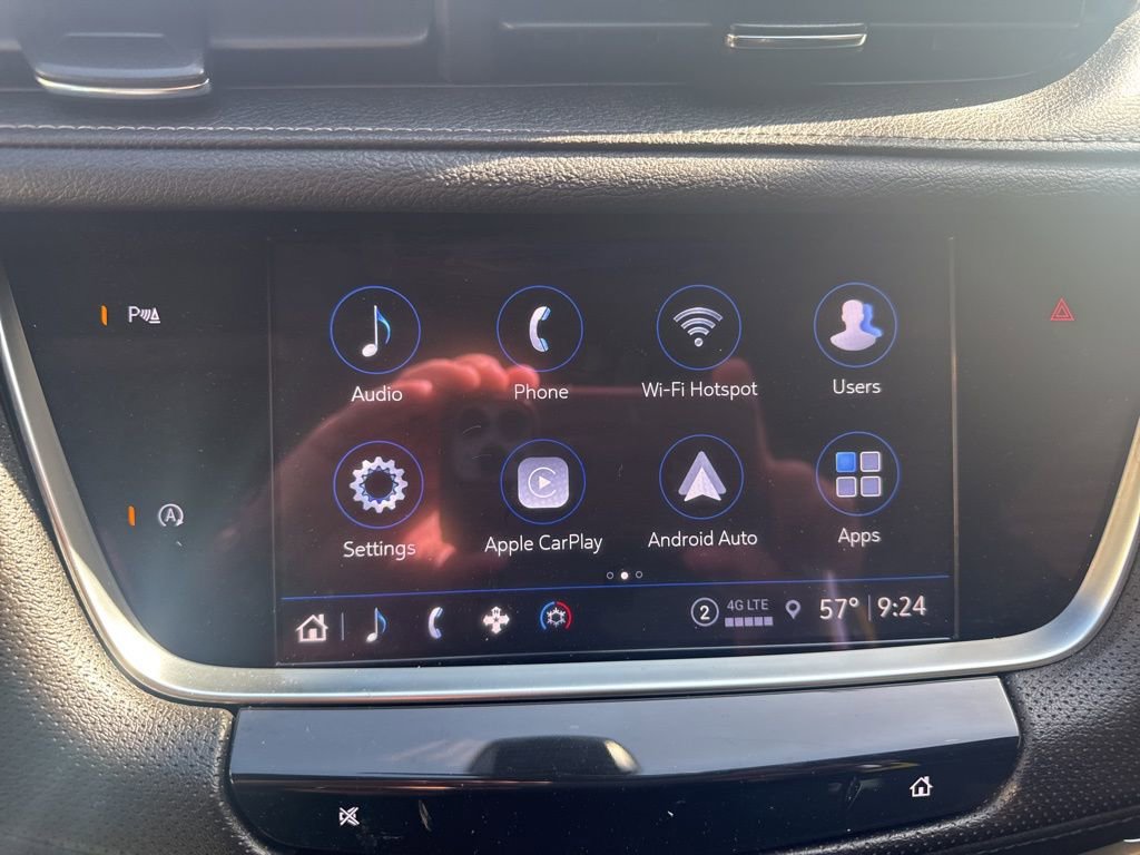 Used 2022 Cadillac XT5 Luxury w/ LPO, Floor Liner Package FWD image 4