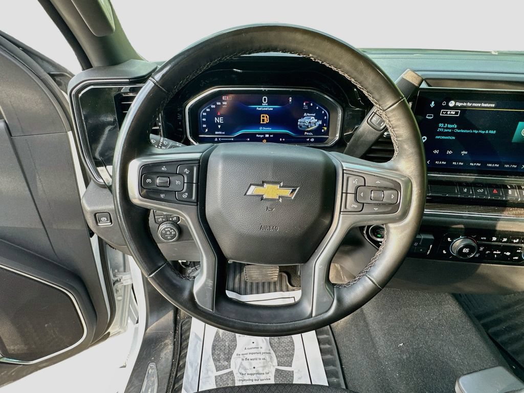 Used 2025 Chevrolet Silverado 2500 LT w/ Convenience Package AWD/4WD image 11