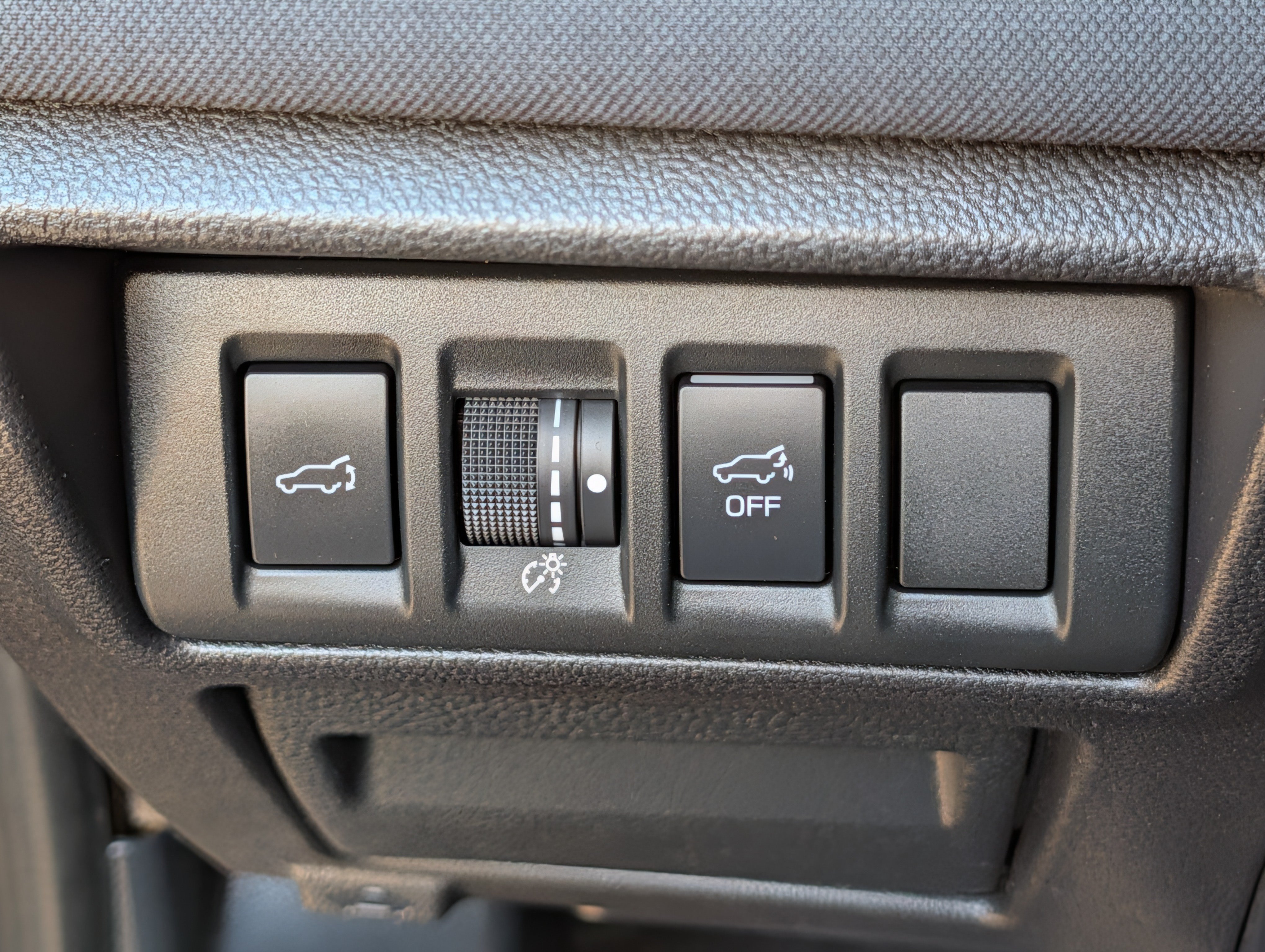 Used 2020 Subaru Outback Premium AWD/4WD image 26