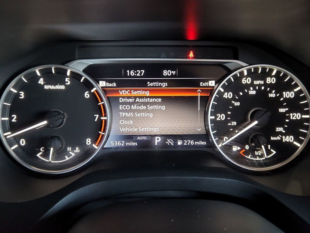 Certified 2025 Nissan Rogue SV image 26