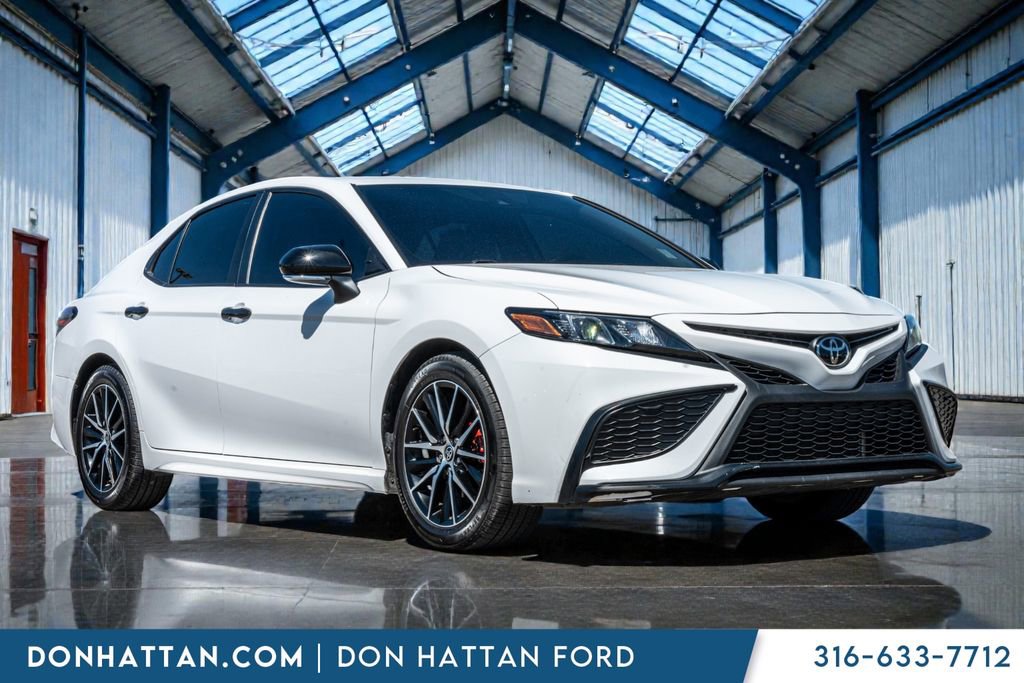 Used 2023 Toyota Camry SE image 31
