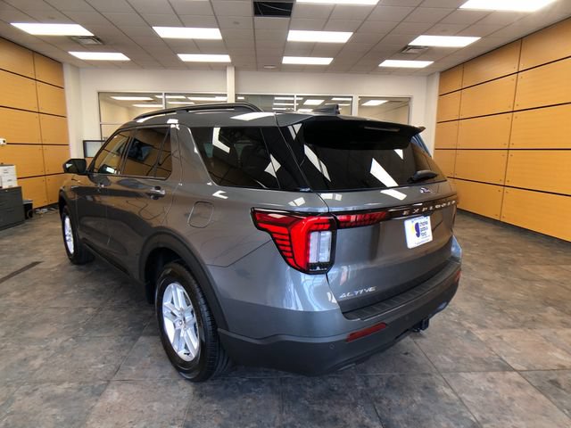 New 2026 Ford Explorer Active AWD/4WD image 5