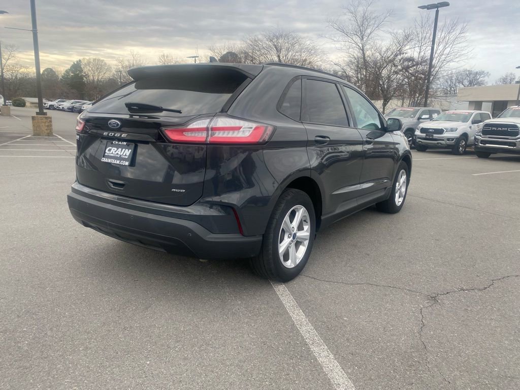 Used 2021 Ford Edge SE w/ Cargo Accessory Package image 8