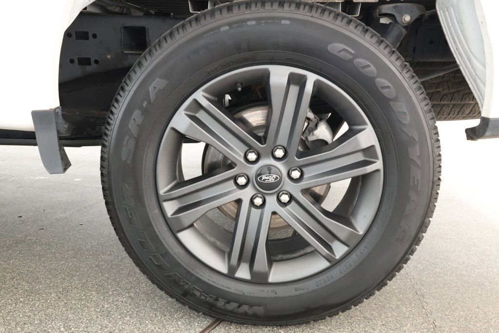 Used 2023 Ford F150 Lariat image 7