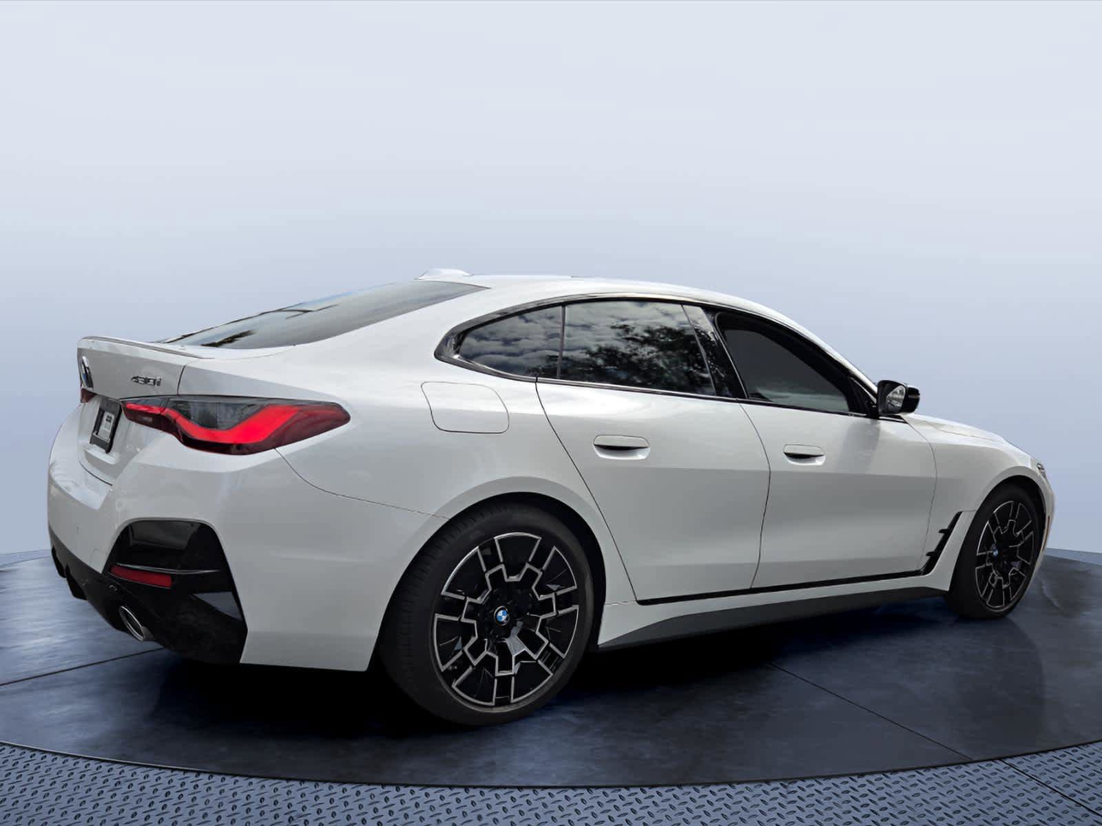 Certified 2025 BMW 430i xDrive AWD/4WD image 5