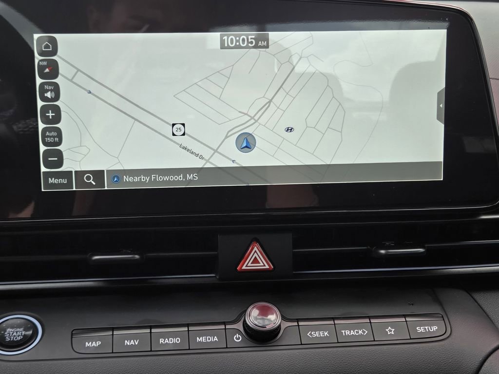 Used 2025 Hyundai Elantra N image 11