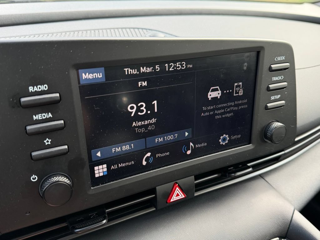 Certified 2025 Hyundai Elantra Sport FWD image 15