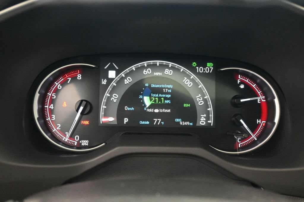 Used 2025 Toyota RAV4 XLE Premium FWD image 25