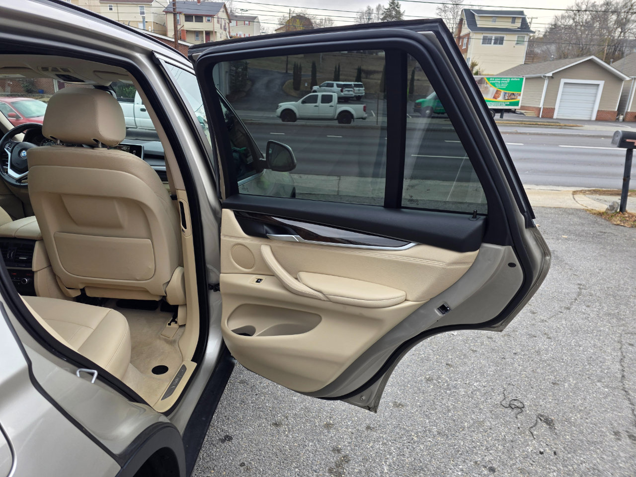 Used 2015 BMW X5 xDrive35i image 18