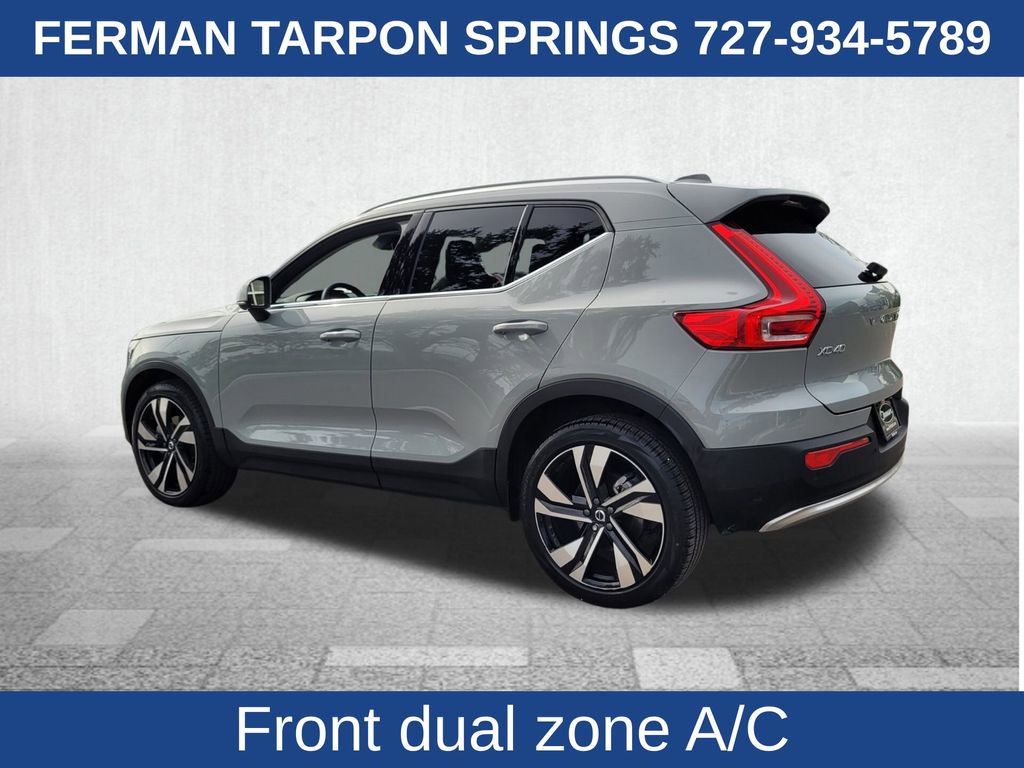 Certified 2024 Volvo XC40 B5 Plus image 8