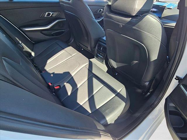 Used 2025 BMW 330i xDrive Sedan w/ Convenience Package image 20
