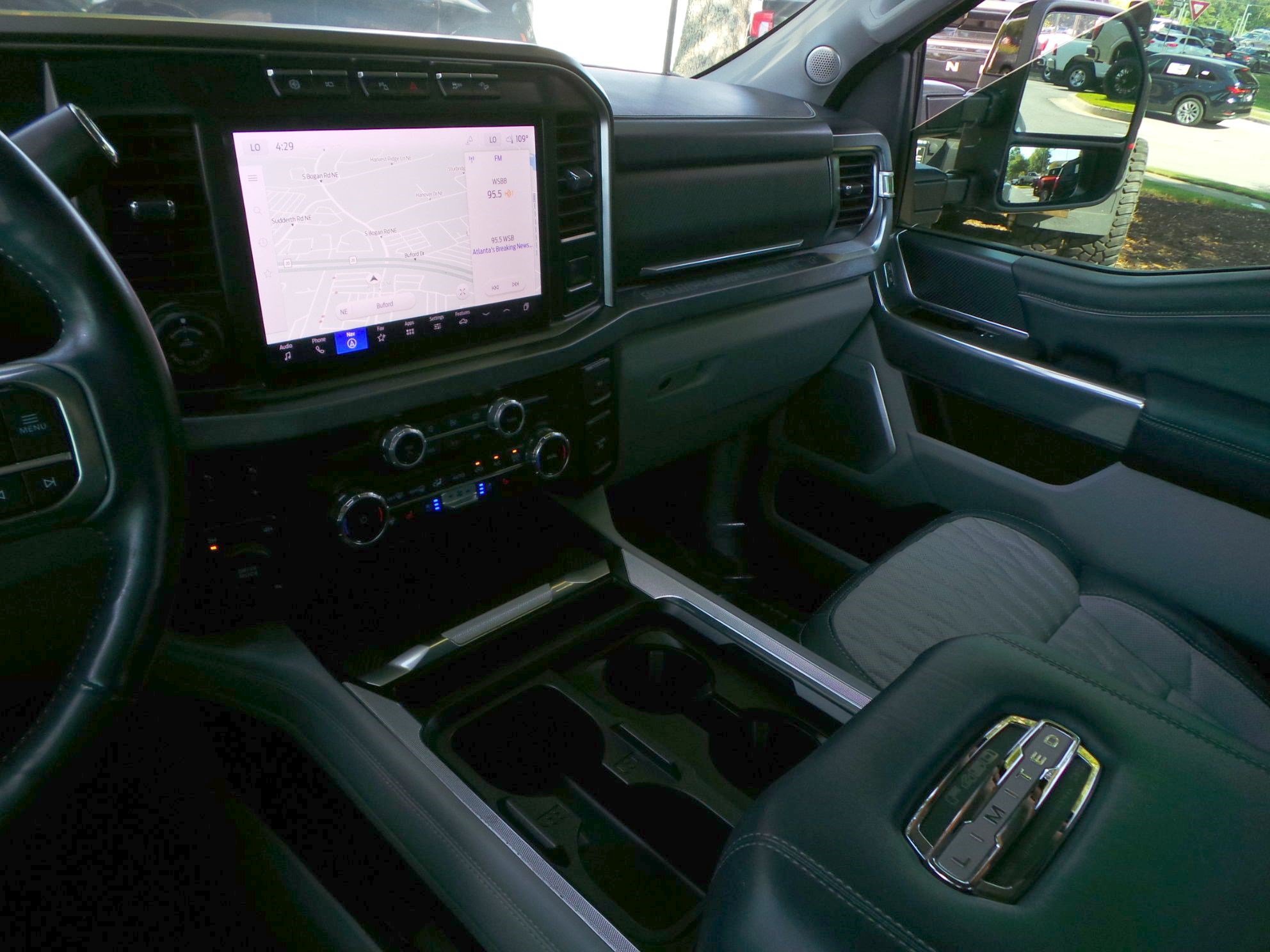 Used 2024 Ford F450 Limited w/ FX4 Off-Road Package AWD/4WD image 44