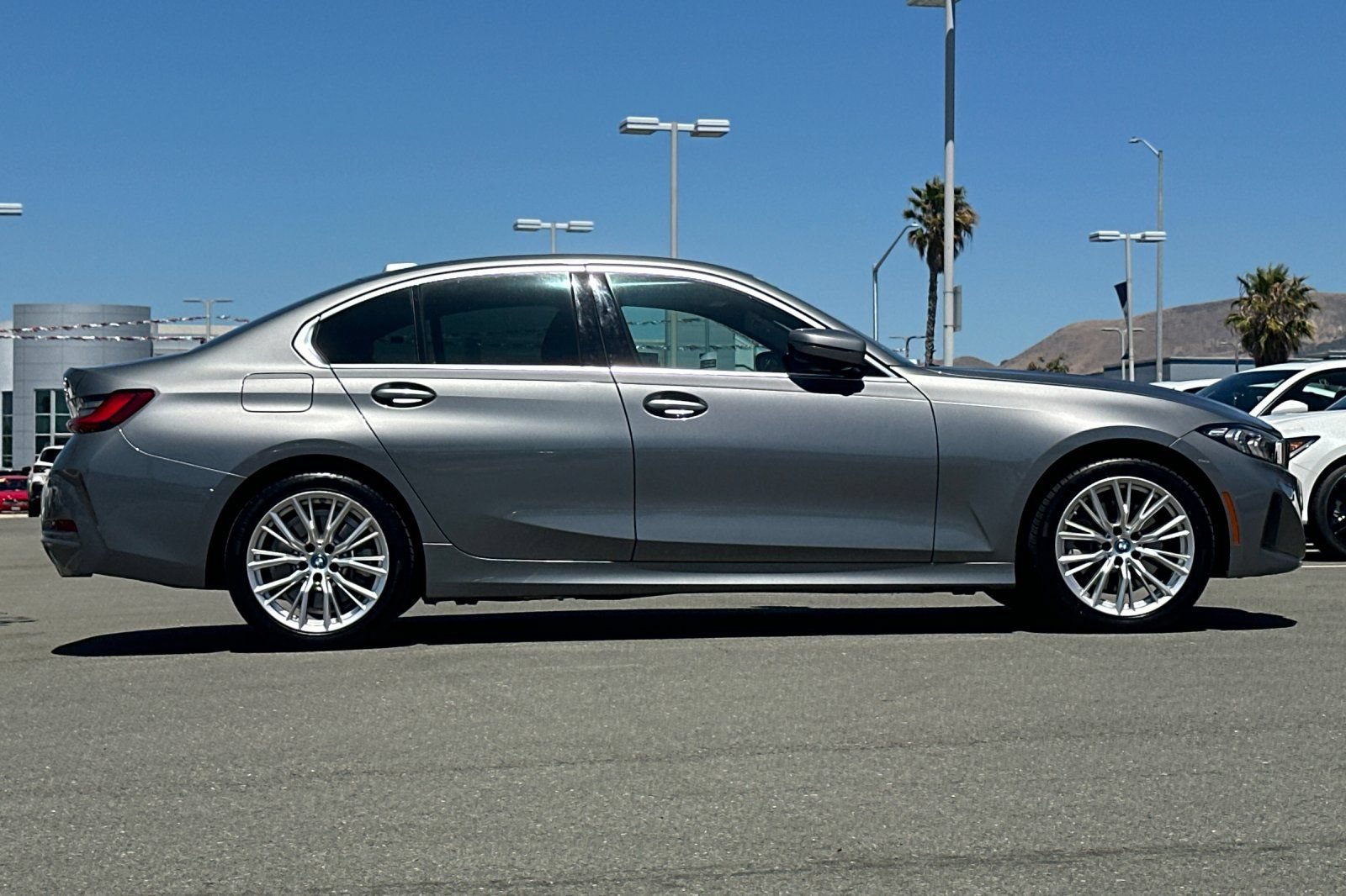 Used 2024 BMW 330e RWD image 3