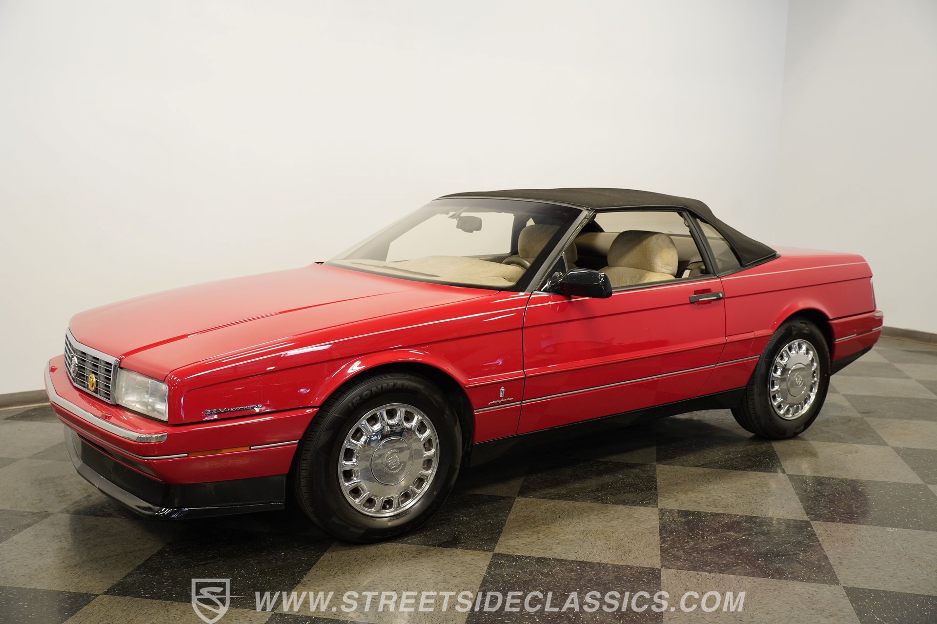 Used 1993 Cadillac Allante FWD image 7