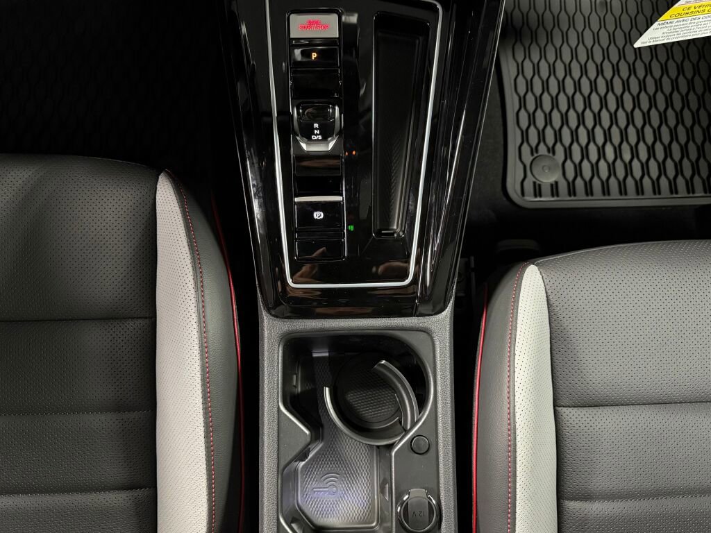 New 2025 Volkswagen GTI SE image 24