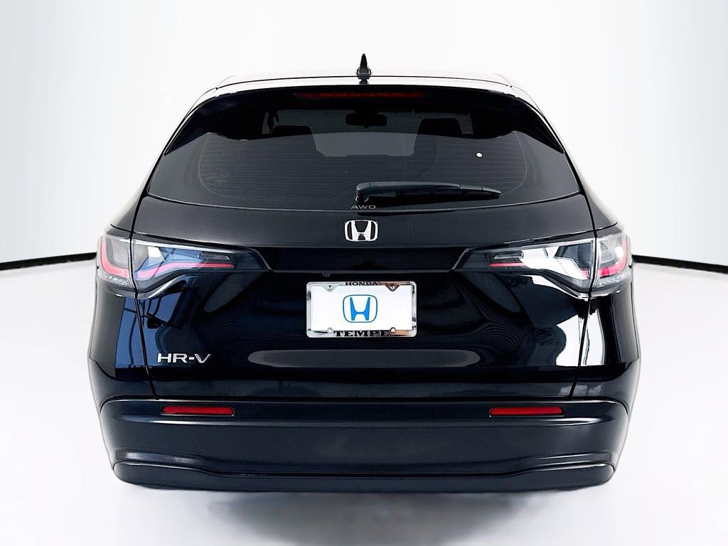 Certified 2023 Honda HR-V LX image 6