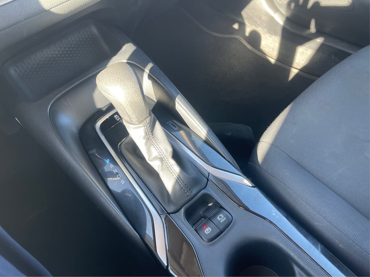 Used 2022 Toyota Corolla LE FWD image 23