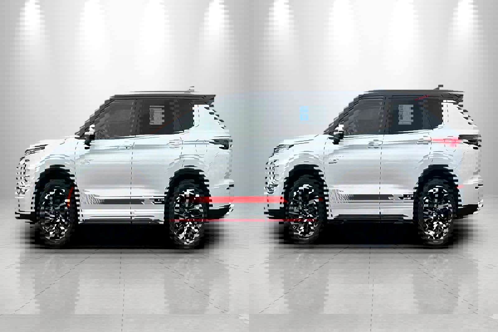 Used 2024 Mitsubishi Outlander Ralliart image 5