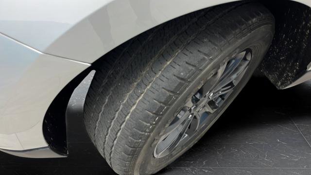 Used 2020 Chevrolet Equinox LT w/ LPO, Floor Liner Package FWD image 32