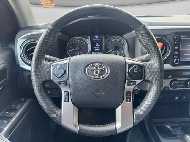 Used 2022 Toyota Tacoma SR5 w/ Technology Package AWD/4WD image 12