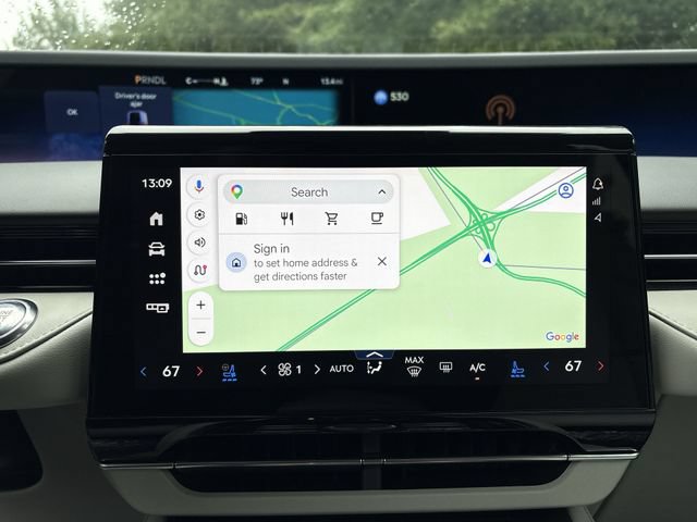 New 2026 Lincoln Nautilus Reserve AWD/4WD image 18