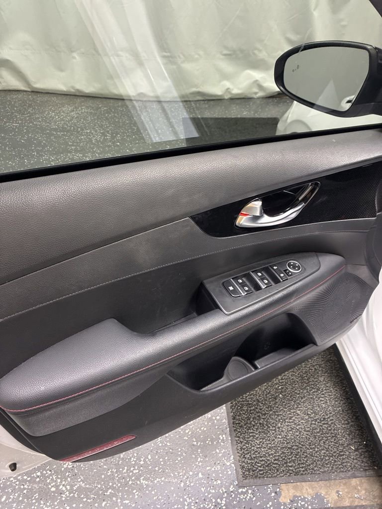 Used 2023 Kia Forte GT w/ GT2 Package FWD image 13