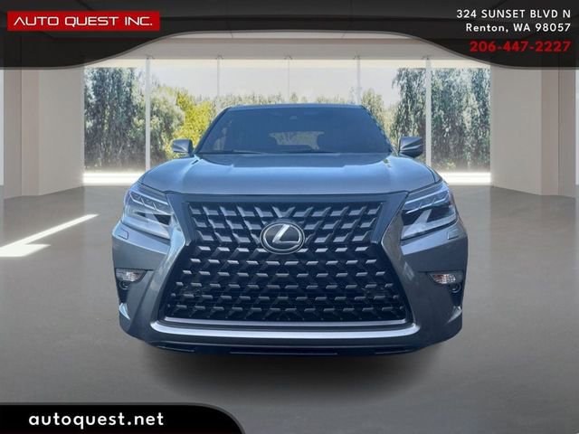 Used 2022 Lexus GX 460 Premium w/ Accessory Package image 2