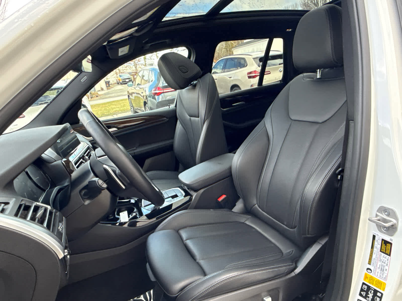 Used 2022 BMW X3 xDrive30i w/ Convenience Package image 11