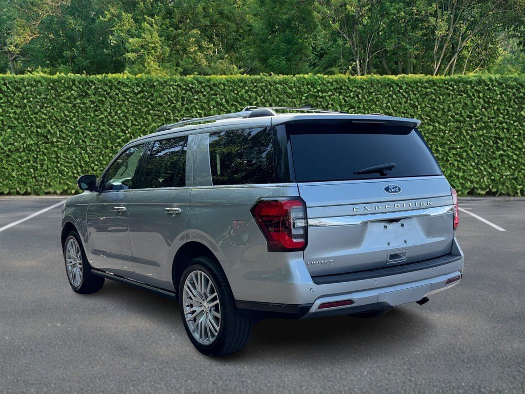 Used 2024 Ford Expedition Limited AWD/4WD image 6