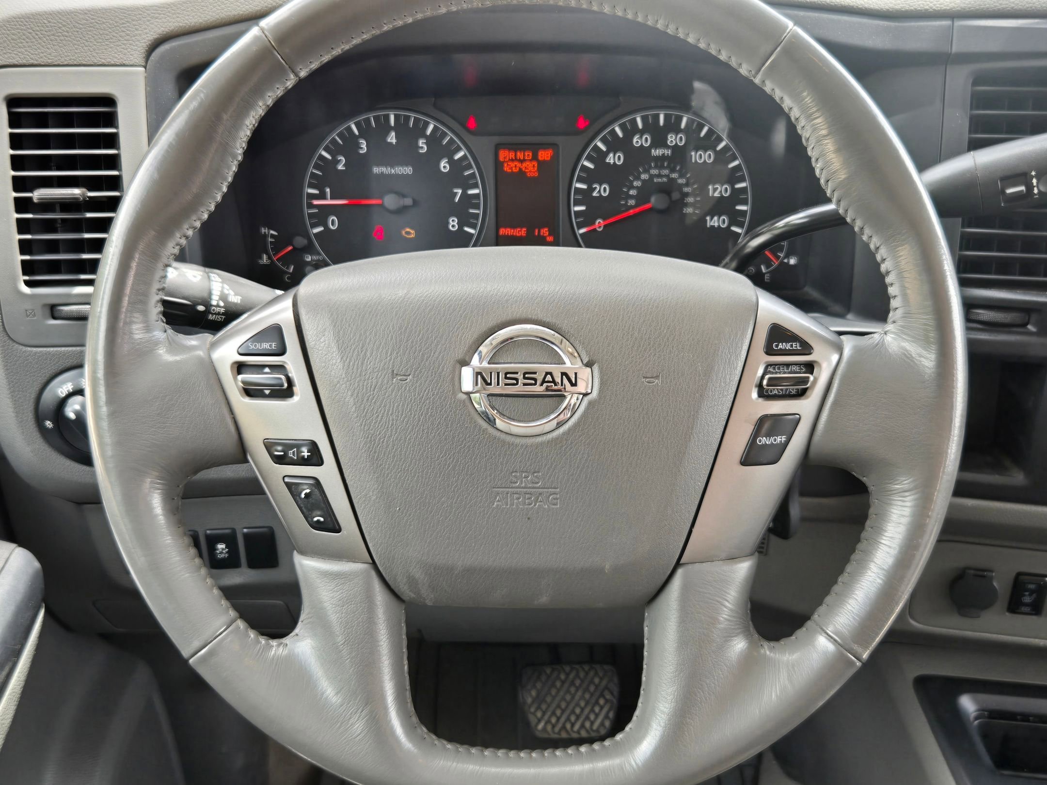 Used 2020 Nissan NV 3500 SL RWD image 21