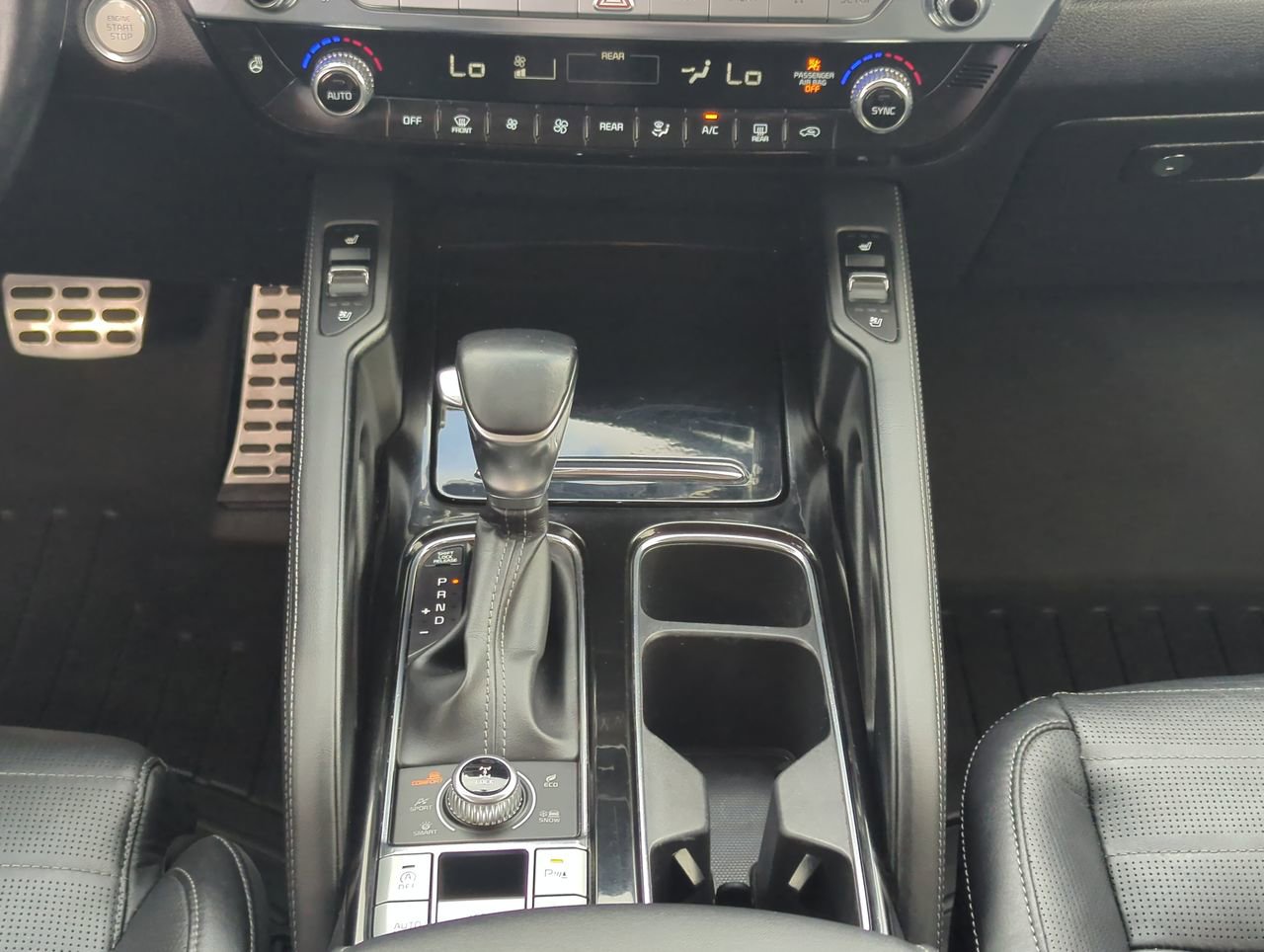 Used 2022 Kia Telluride SX w/ SX Prestige Package image 17
