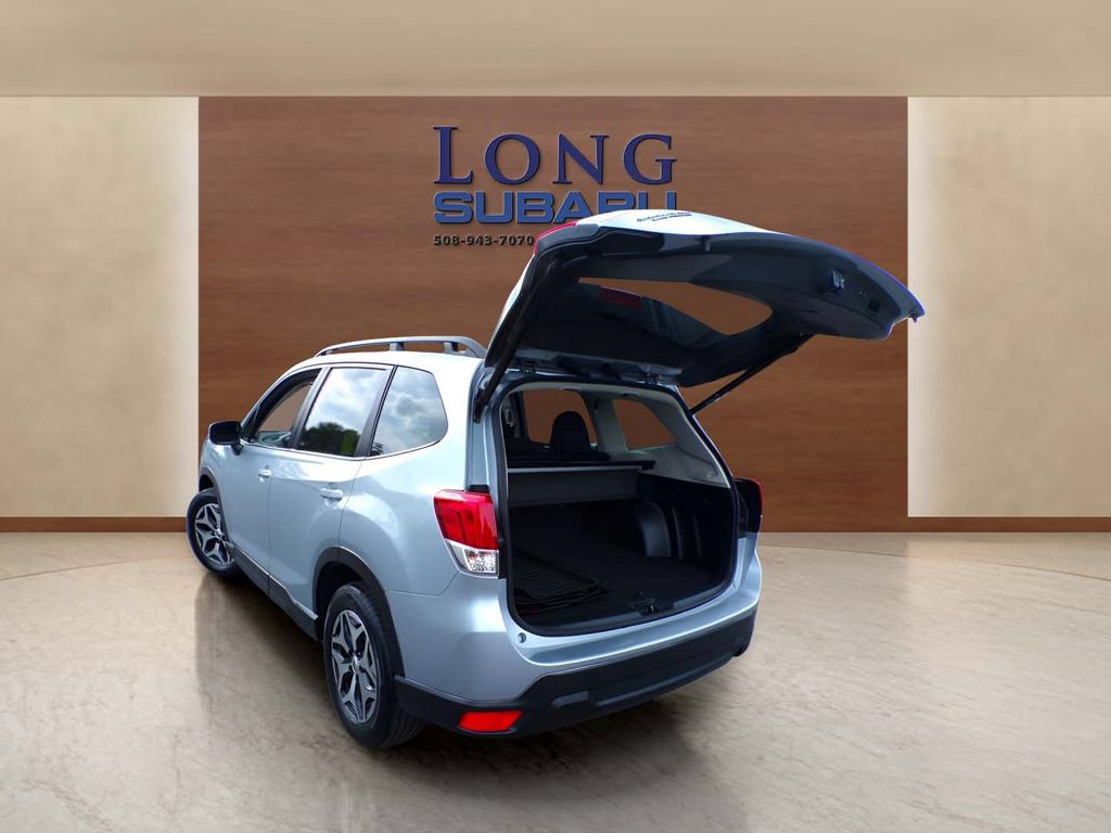 Certified 2023 Subaru Forester Premium AWD/4WD image 13