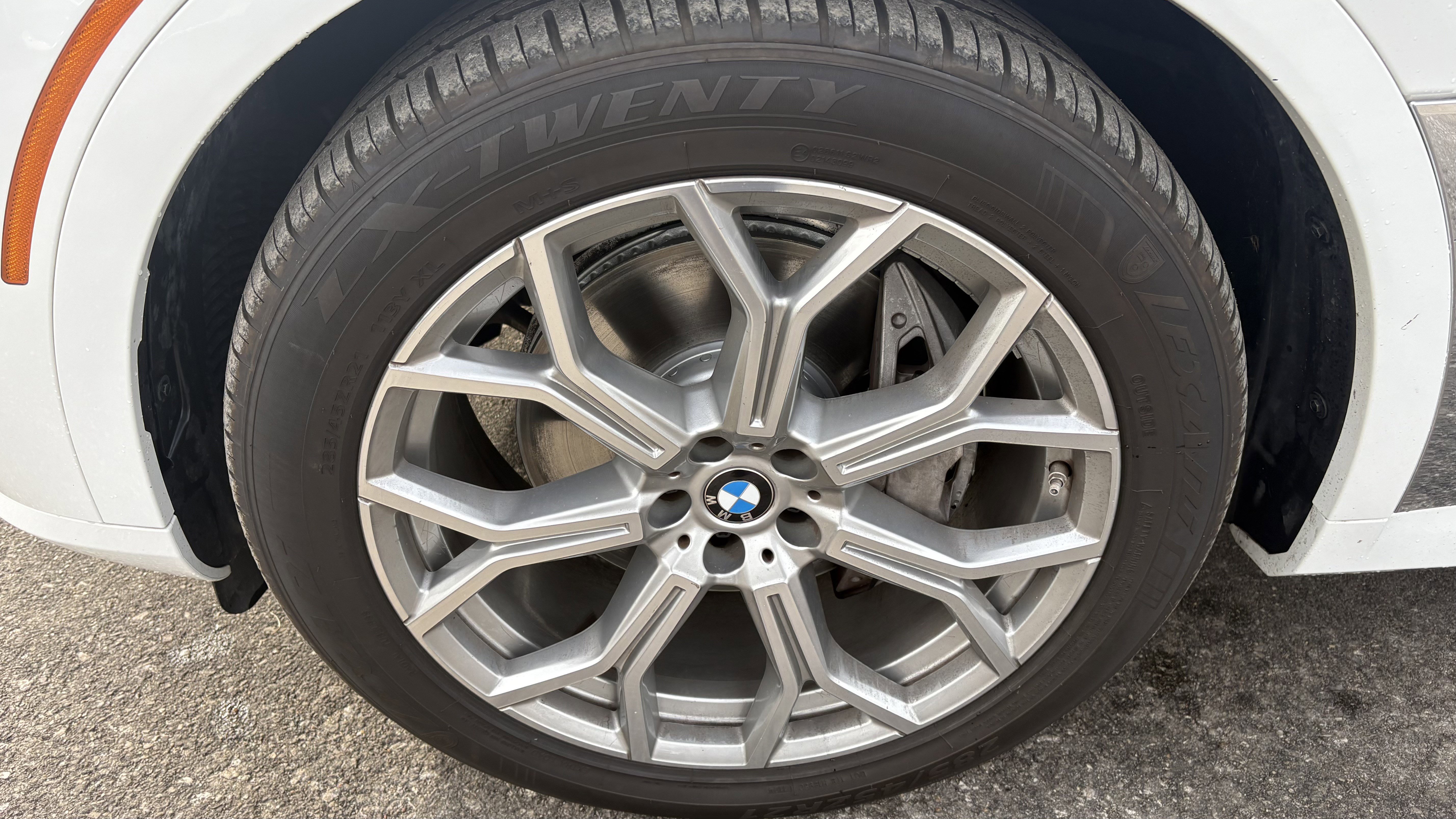 Certified 2023 BMW X7 xDrive40i image 12