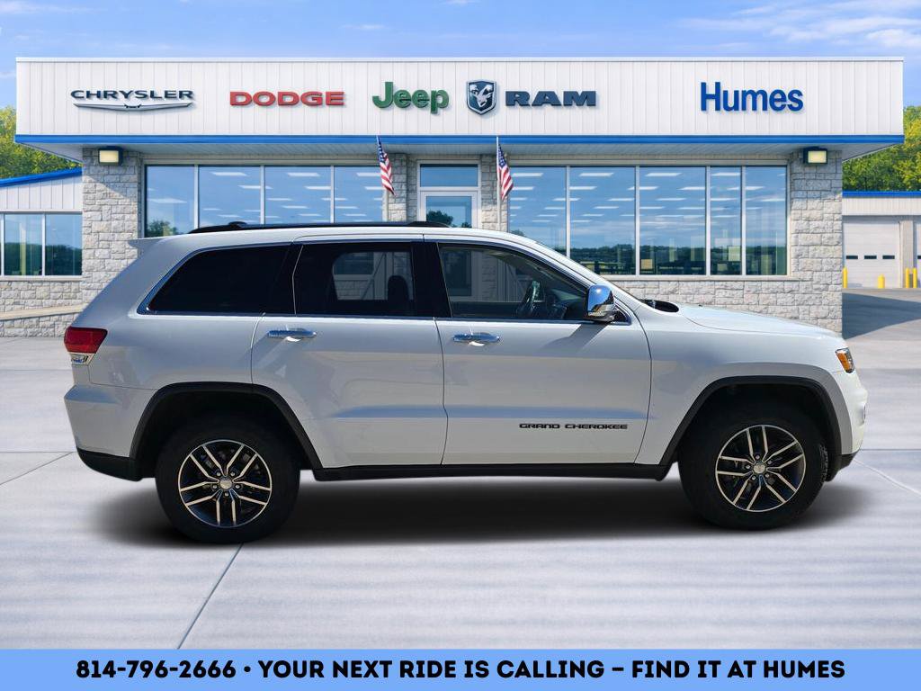 Used 2017 Jeep Grand Cherokee Limited AWD/4WD image 2
